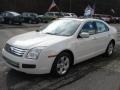 2009 White Suede Ford Fusion SE V6  photo #3