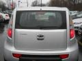 2010 Bright Silver Kia Soul 1.6  photo #13