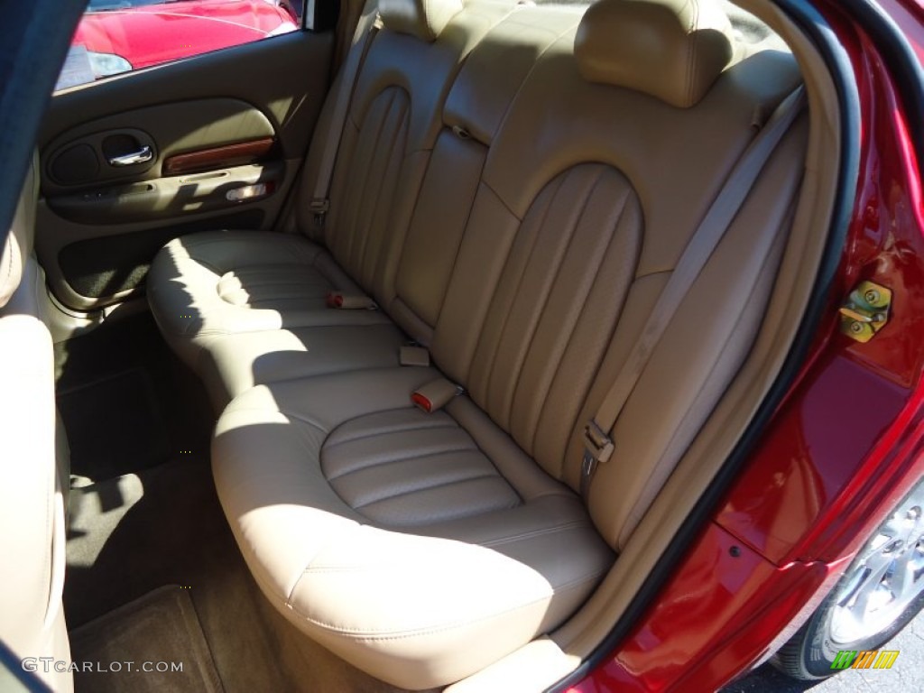 2000 300 M Sedan - Dark Garnet Red Metallic / Camel/Tan photo #16