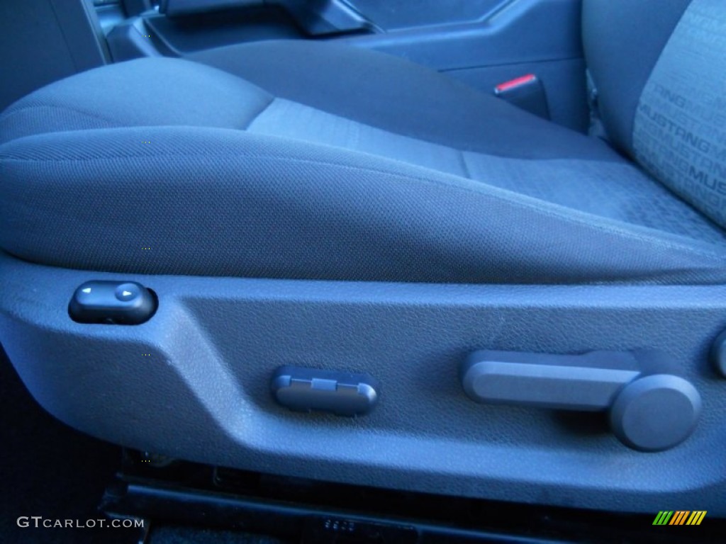 2007 Mustang V6 Deluxe Convertible - Grabber Orange / Dark Charcoal photo #10