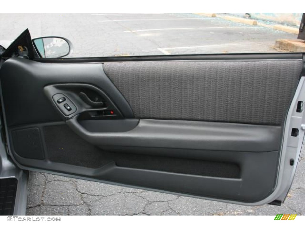 1999 Chevrolet Camaro Coupe Dark Gray Door Panel Photo #57623827