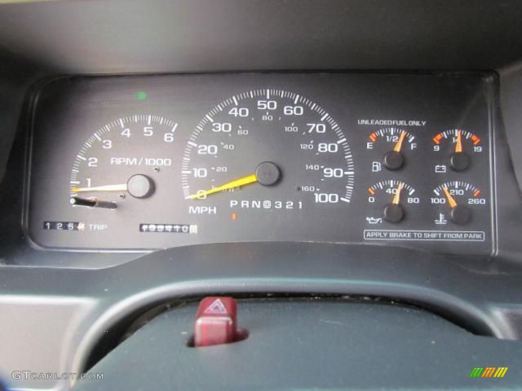 1998 Chevrolet Suburban K1500 LS 4x4 Gauges Photo #57624950