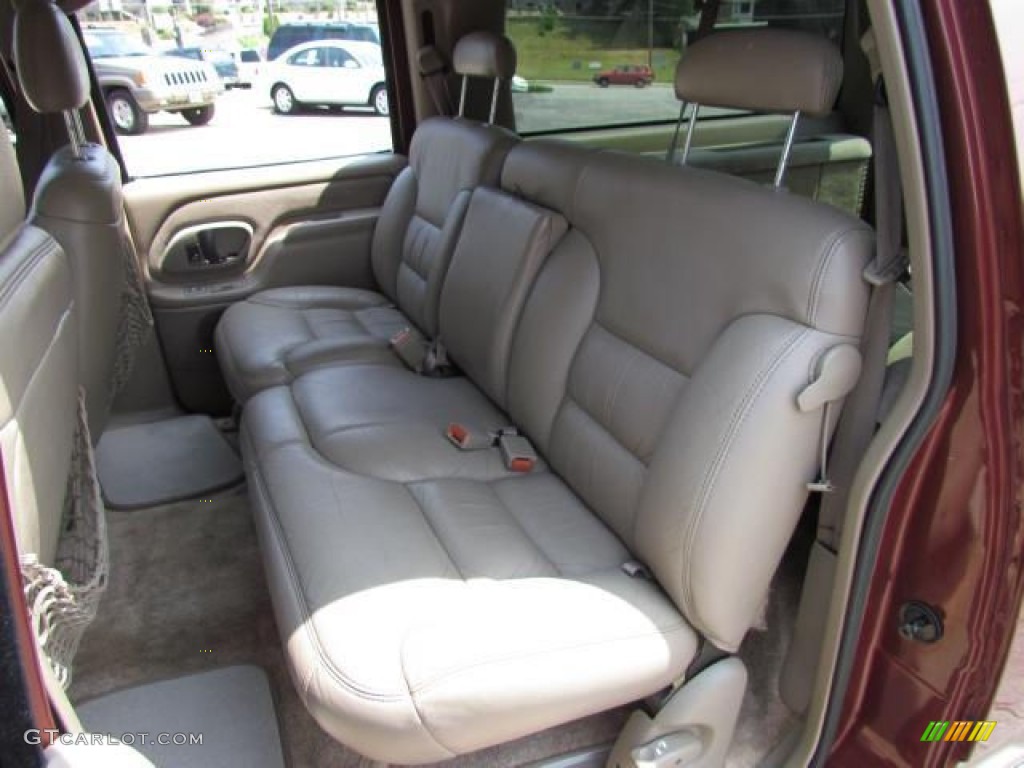 1998 Suburban K1500 LS 4x4 - Dark Carmine Red Metallic / Neutral photo #21