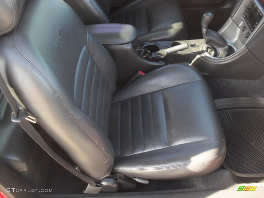 Dark Charcoal Interior 2004 Ford Mustang GT Coupe Photo #57625525