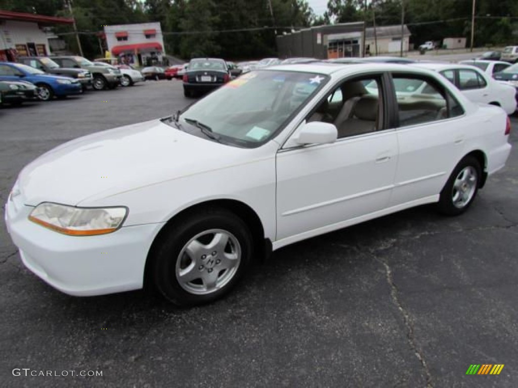 1998 Accord EX V6 Sedan - Taffeta White / Ivory photo #10