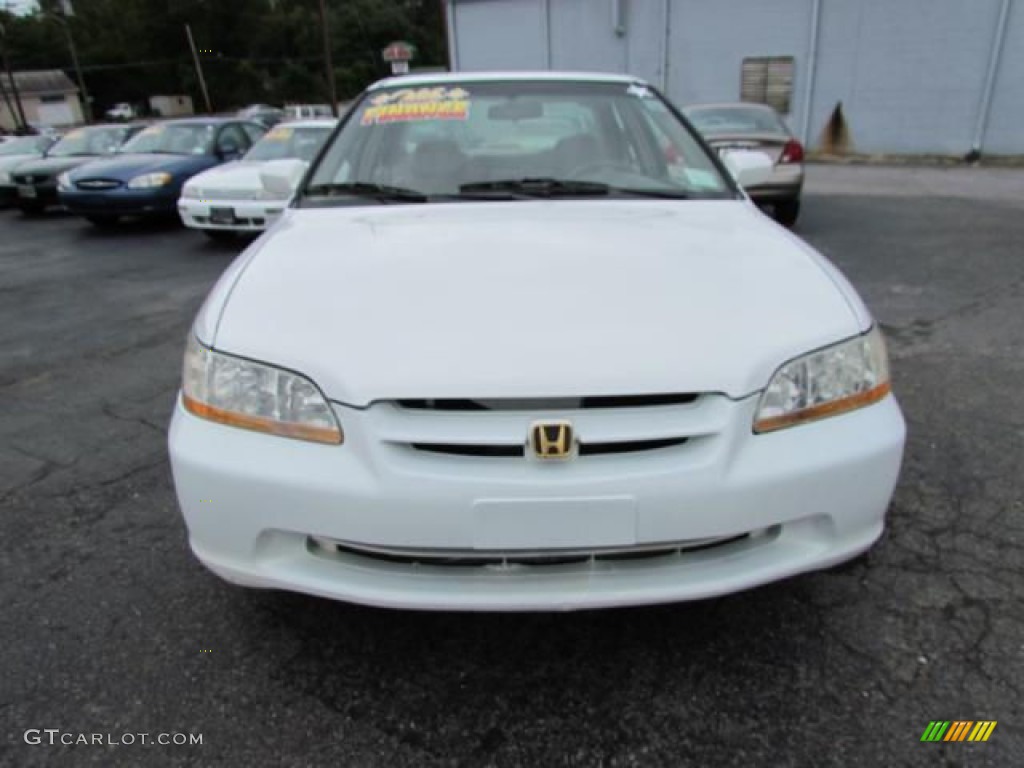 1998 Accord EX V6 Sedan - Taffeta White / Ivory photo #12