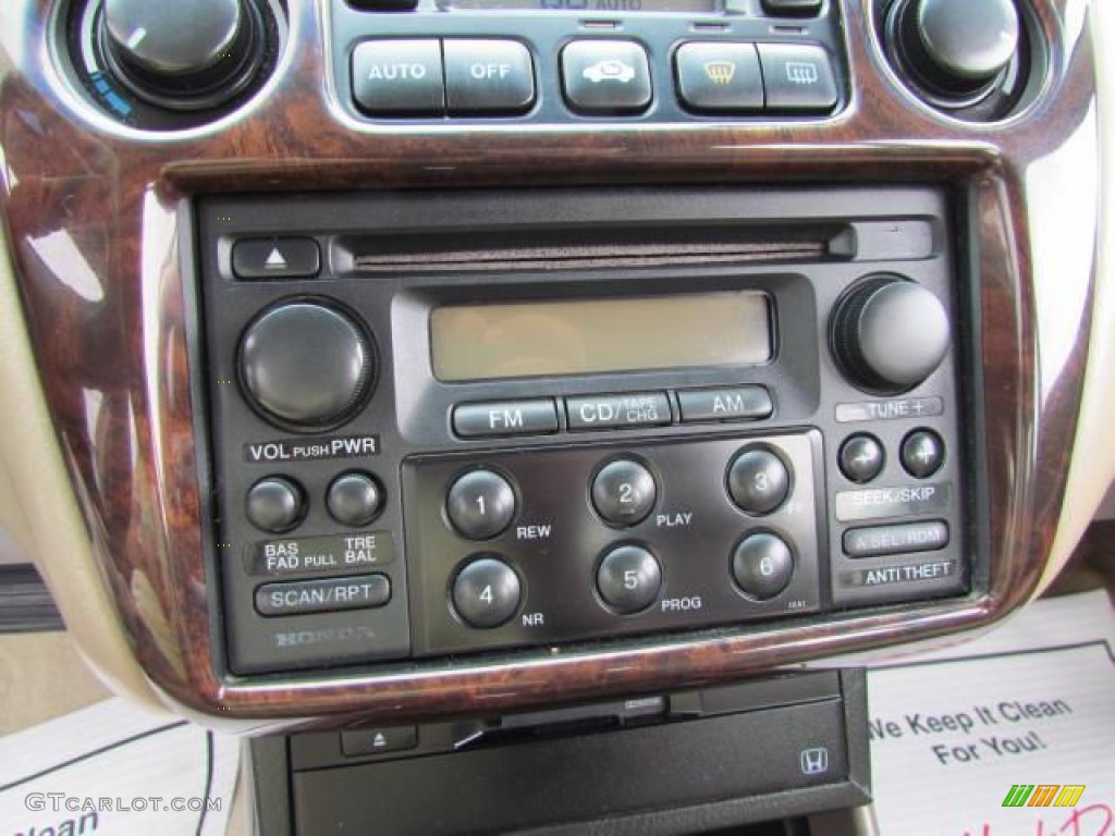 1998 Honda Accord EX V6 Sedan Audio System Photo #57625729