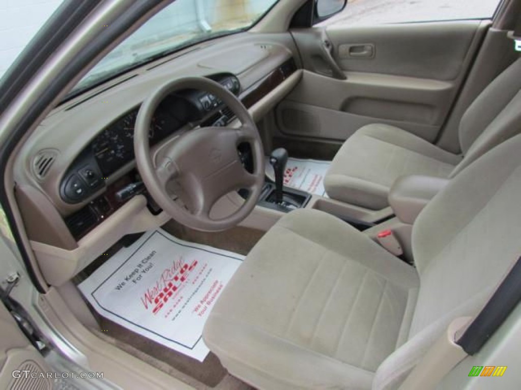 Tan Interior 1997 Nissan Altima GLE Photo #57626440