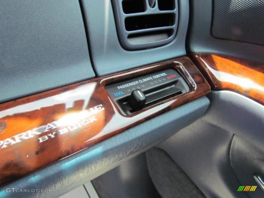 1997 Park Avenue Sedan - Bright White / Adriatic Blue photo #15
