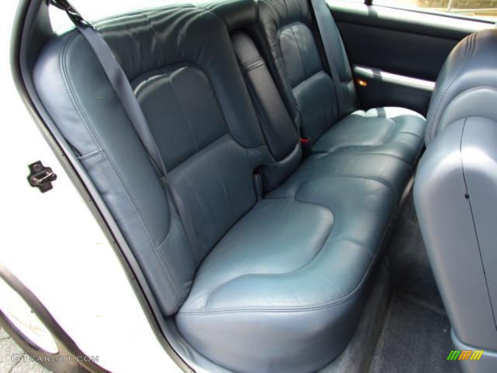 1997 Park Avenue Sedan - Bright White / Adriatic Blue photo #25