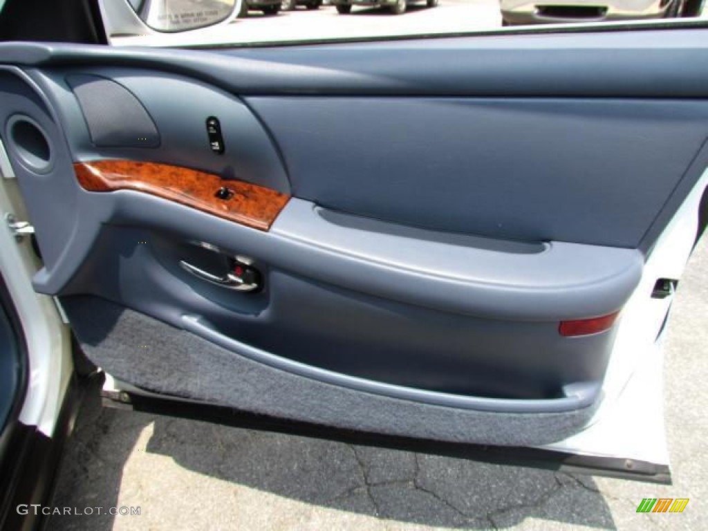 1997 Park Avenue Sedan - Bright White / Adriatic Blue photo #27