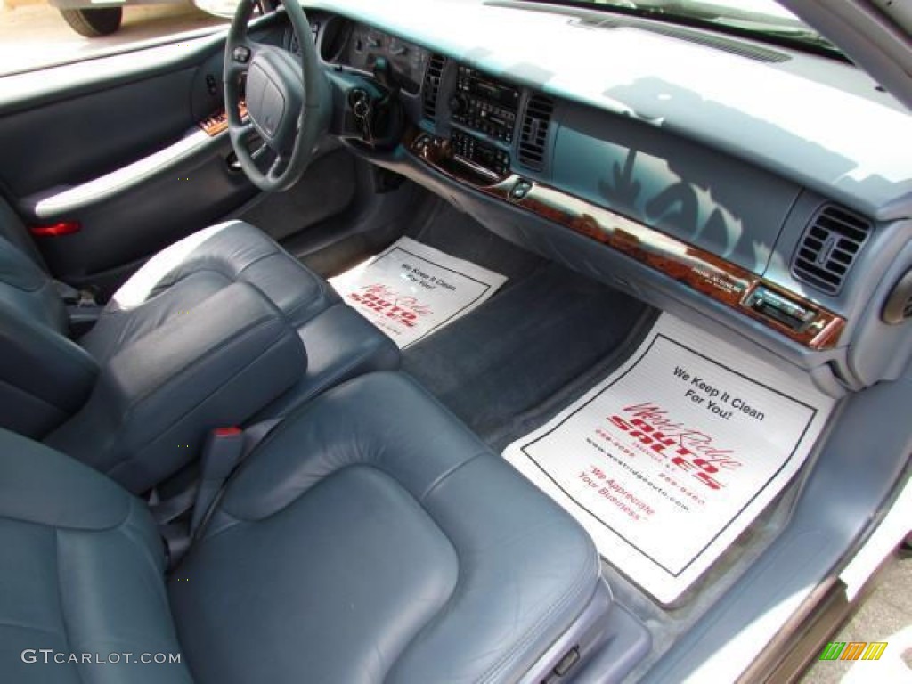 1997 Park Avenue Sedan - Bright White / Adriatic Blue photo #28