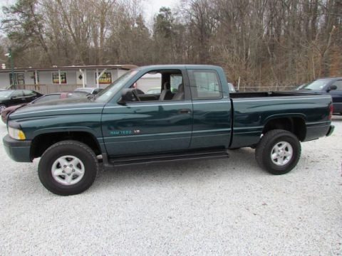 1996 Dodge Ram 1500 ST Extended Cab 4x4 Data, Info and Specs