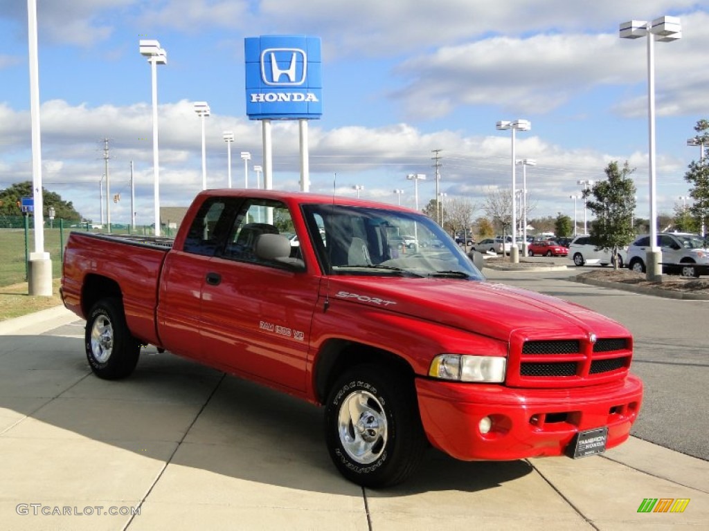 1999 Ram 1500 Sport Extended Cab - Flame Red / Mist Gray photo #3