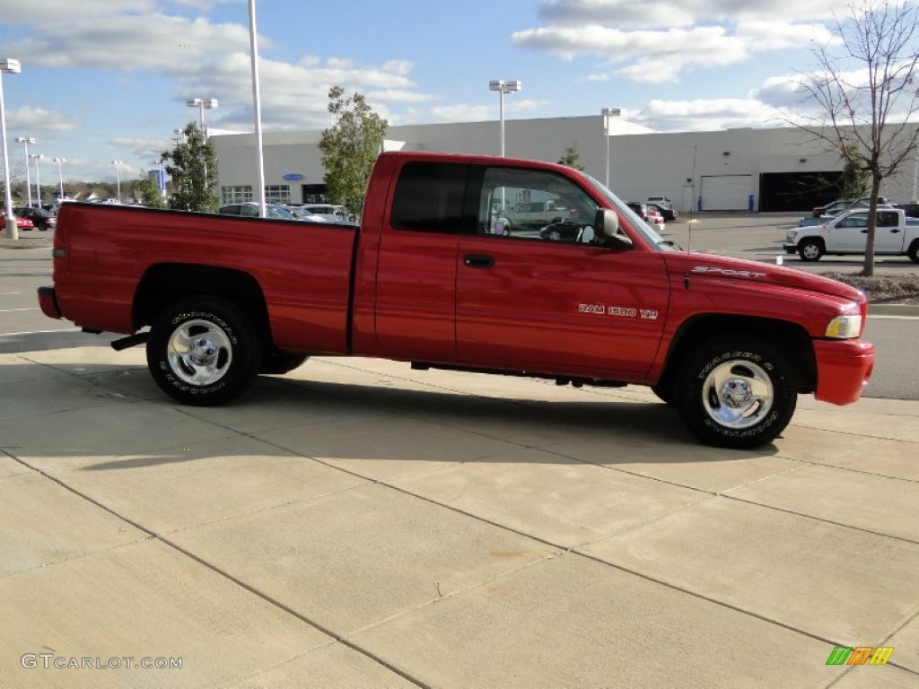 1999 Ram 1500 Sport Extended Cab - Flame Red / Mist Gray photo #5