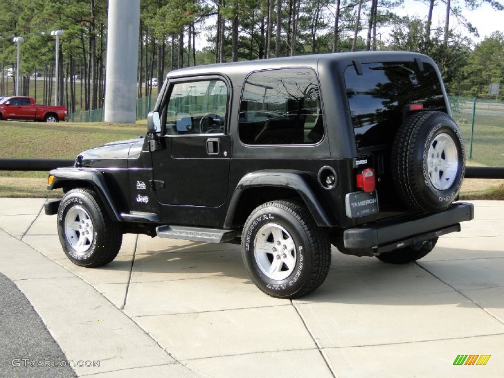 2004 Wrangler Sahara 4x4 - Black / Khaki photo #7