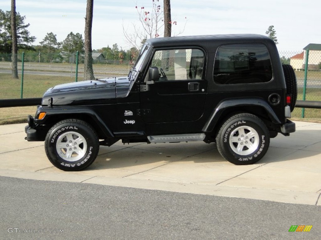 2004 Wrangler Sahara 4x4 - Black / Khaki photo #10