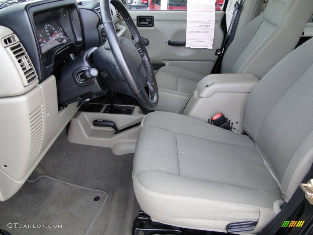 2004 Wrangler Sahara 4x4 - Black / Khaki photo #16