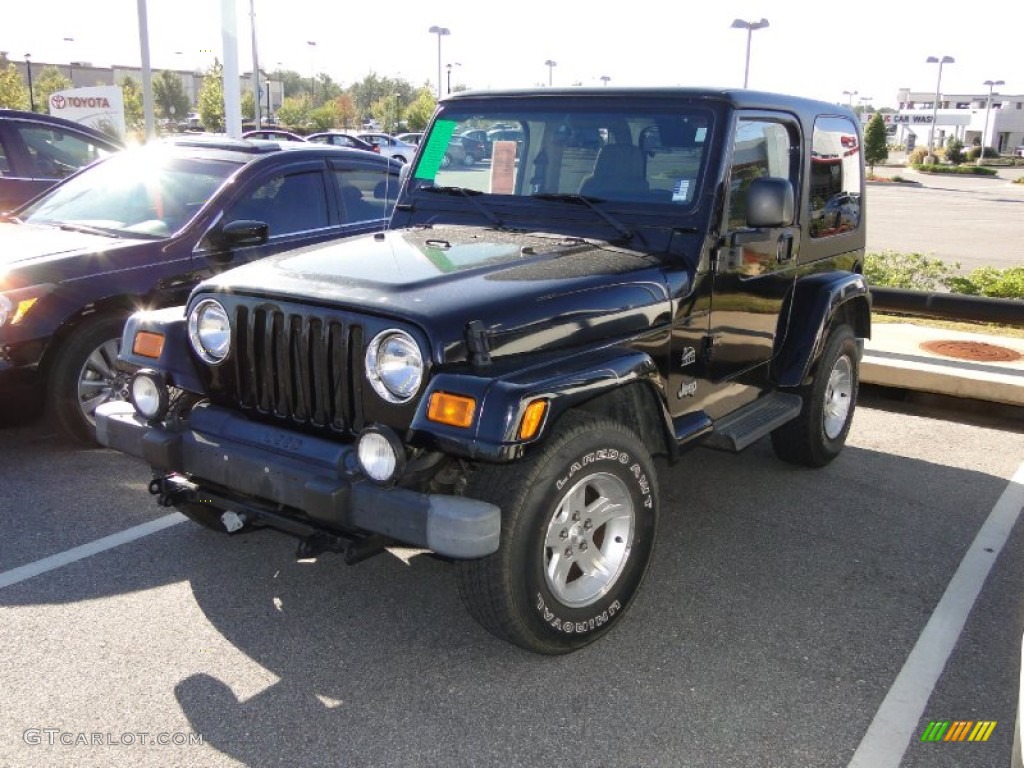 2004 Wrangler Sahara 4x4 - Black / Khaki photo #35