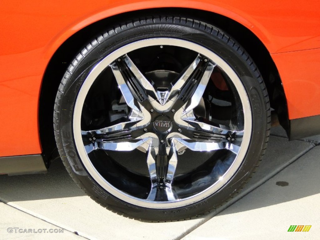 2009 Dodge Challenger R/T Custom Wheels Photo #57630385