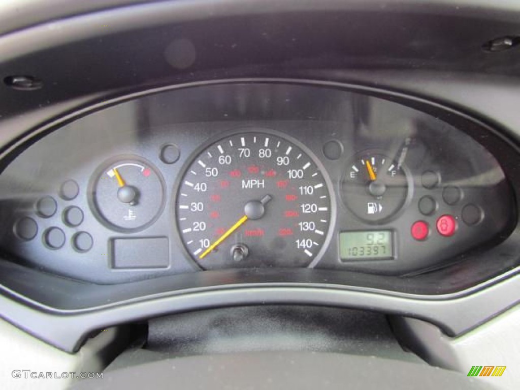 2001 Ford Focus LX Sedan Gauges Photos