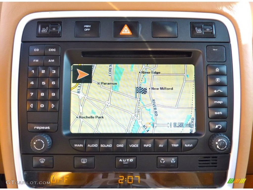 2004 Porsche Cayenne Turbo Navigation Photos