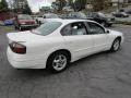 2001 Ivory White Pontiac Bonneville SE  photo #4