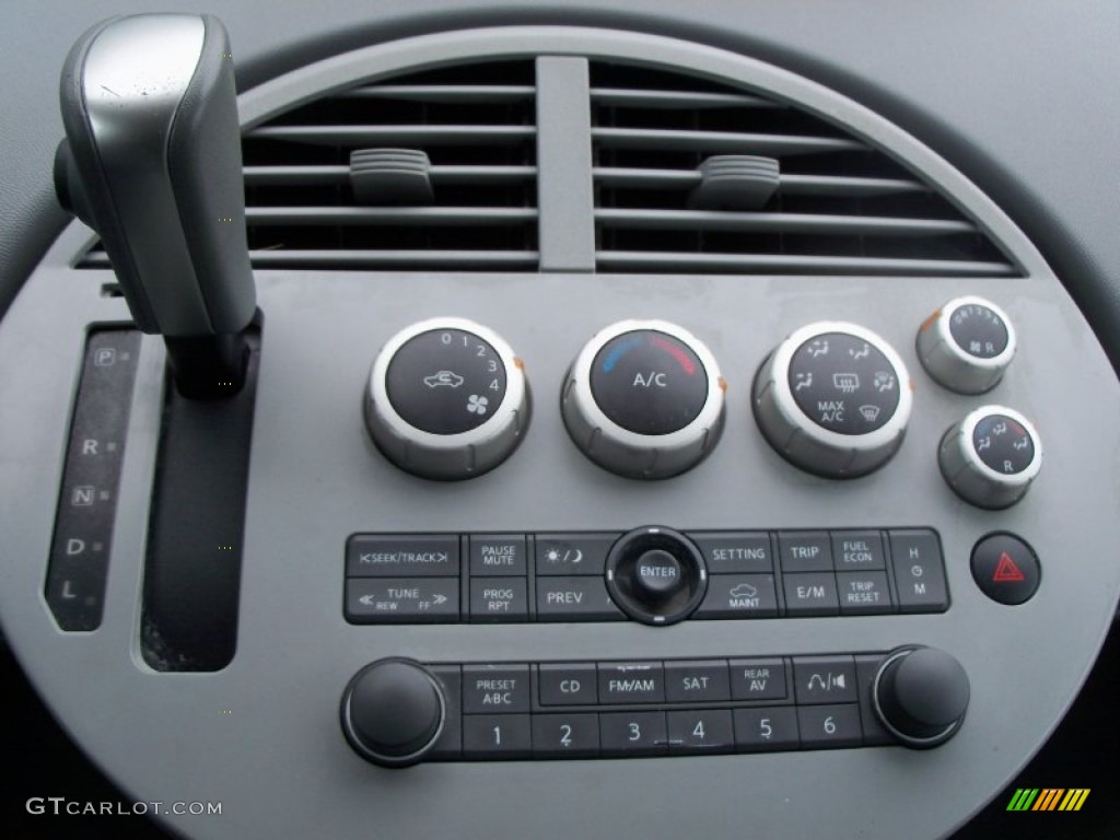 2004 Quest 3.5 S - Silver Mist Metallic / Gray photo #9