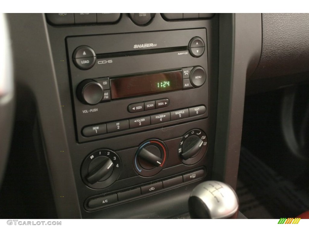 2005 Ford Mustang GT Premium Coupe Controls Photo #57637993