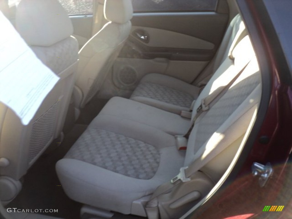 2005 Malibu Maxx LS Wagon - Sport Red Metallic / Neutral Beige photo #12