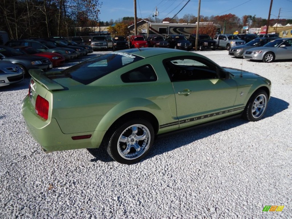 2005 Mustang V6 Deluxe Coupe - Legend Lime Metallic / Dark Charcoal photo #6