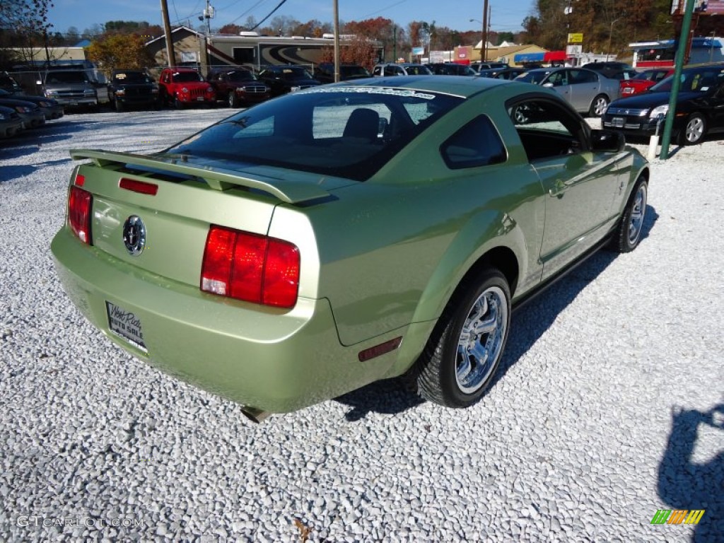 2005 Mustang V6 Deluxe Coupe - Legend Lime Metallic / Dark Charcoal photo #7