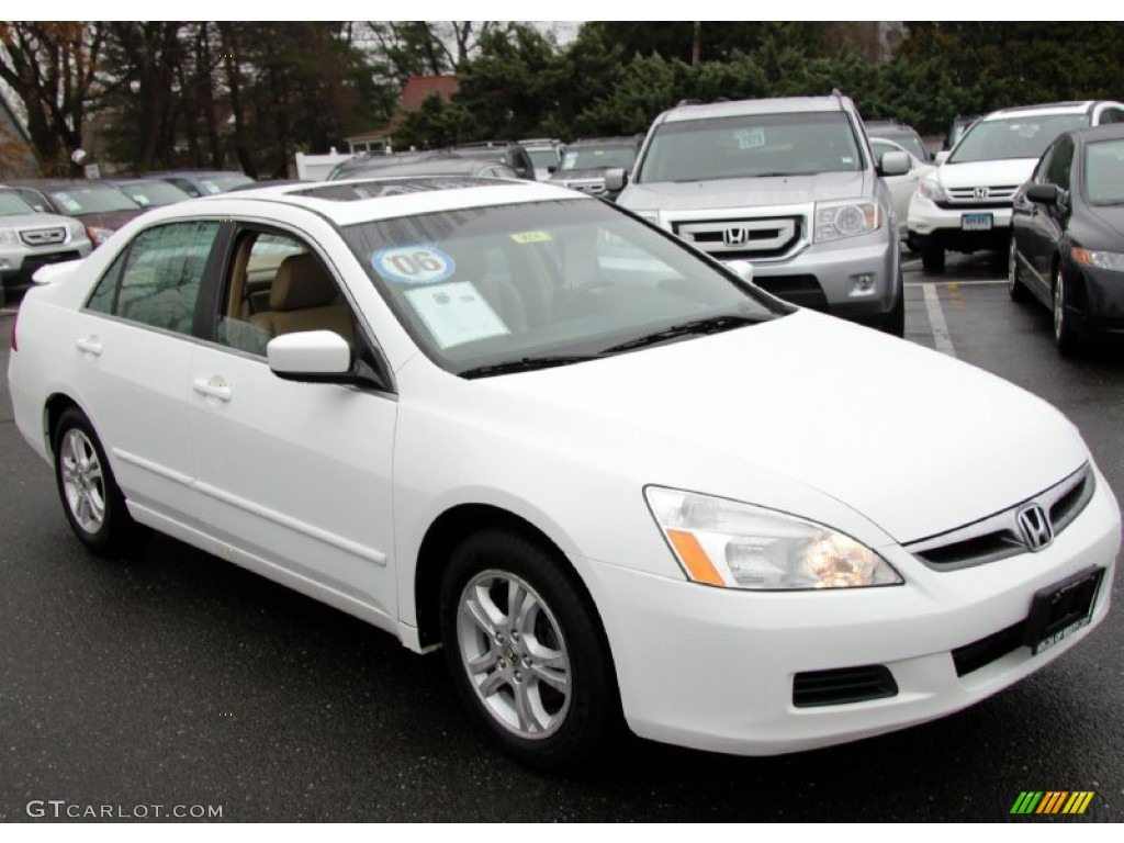 2006 Accord EX-L Sedan - Taffeta White / Ivory photo #3