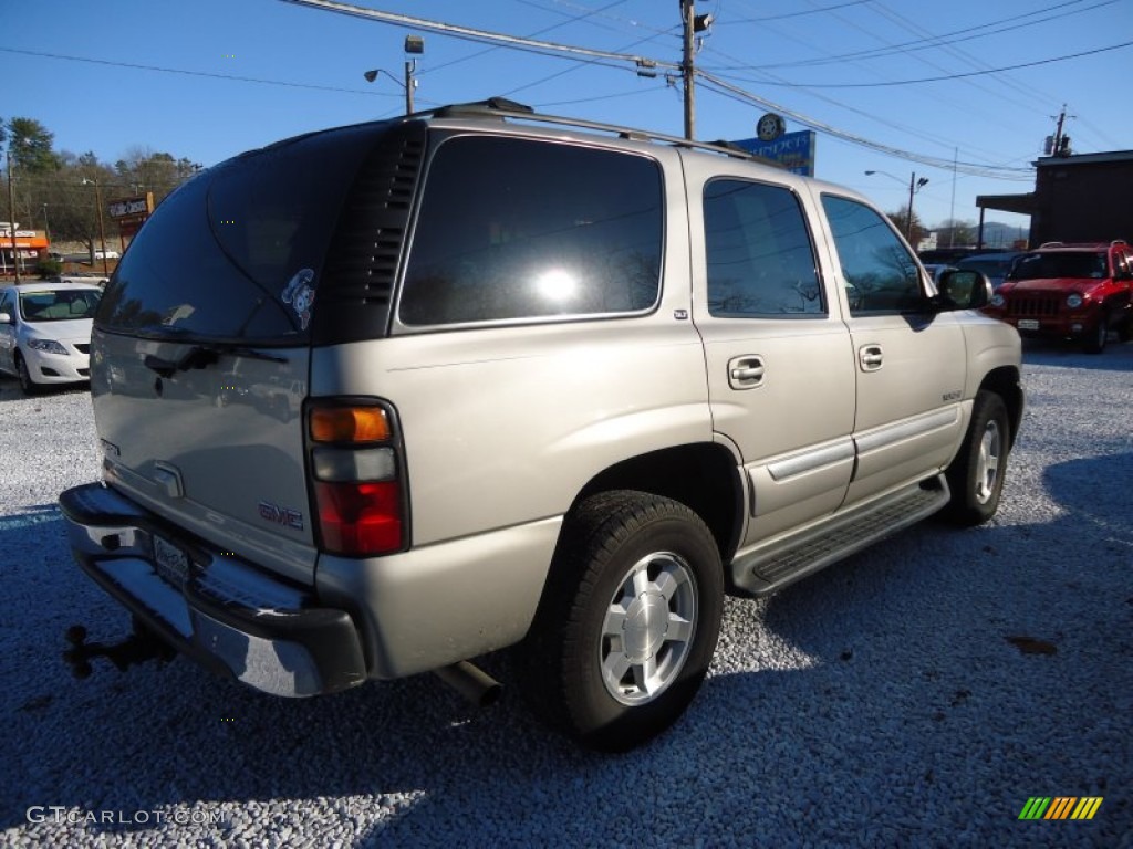 2004 Yukon SLT 4x4 - Silver Birch Metallic / Pewter/Dark Pewter photo #2