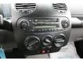 2003 Volkswagen New Beetle GLS 1.8T Convertible Controls