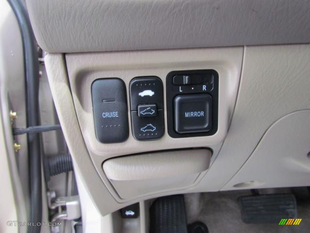 2002 Honda Civic EX Sedan Controls Photo #57647122