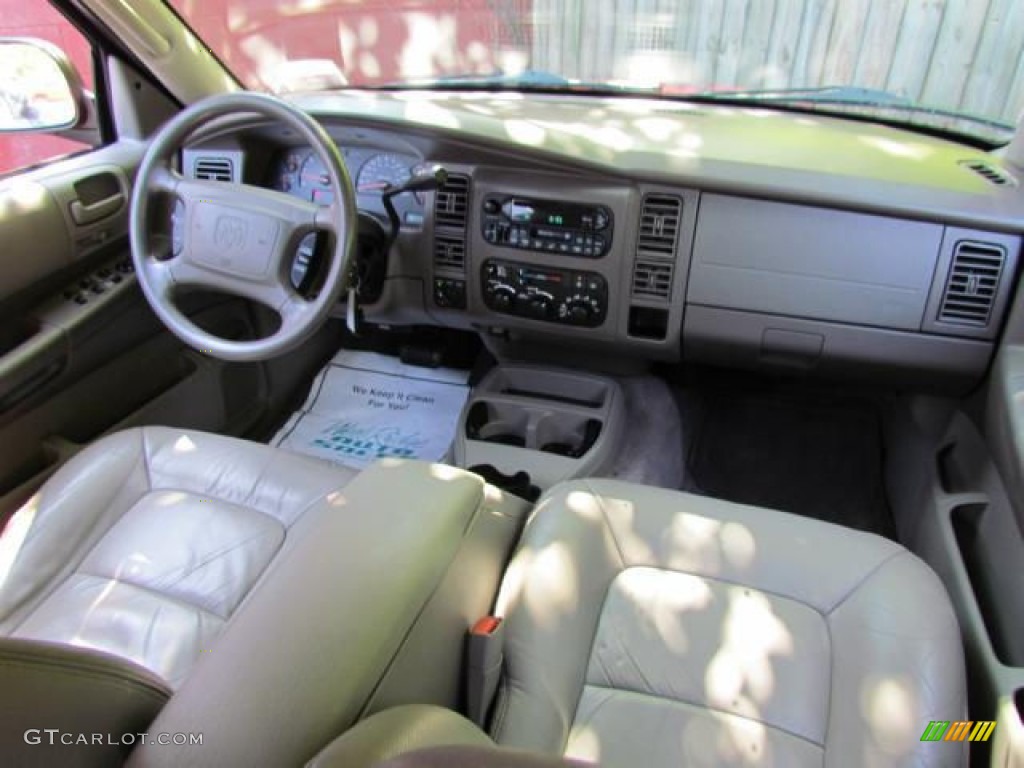 2002 Durango SLT 4x4 - Dark Garnet Red Pearl / Sandstone photo #26