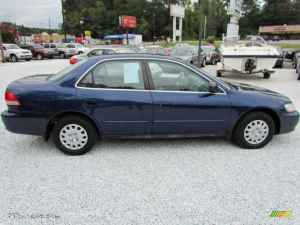 2002 Accord VP Sedan - Eternal Blue Pearl / Quartz Gray photo #3