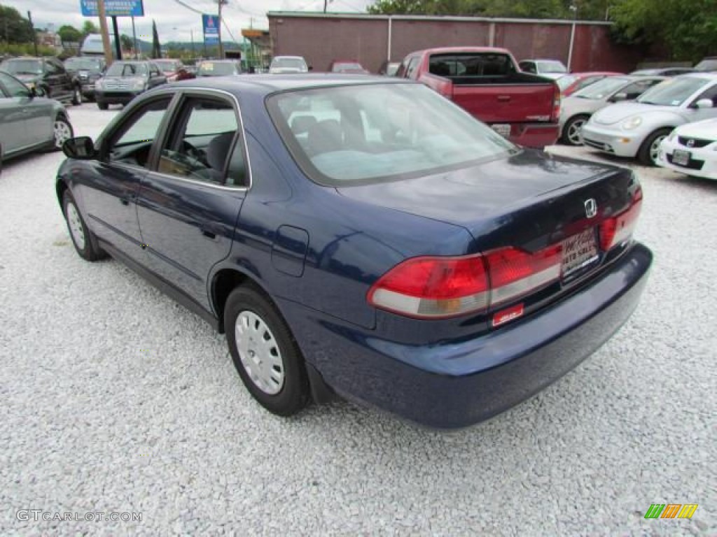 2002 Accord VP Sedan - Eternal Blue Pearl / Quartz Gray photo #7