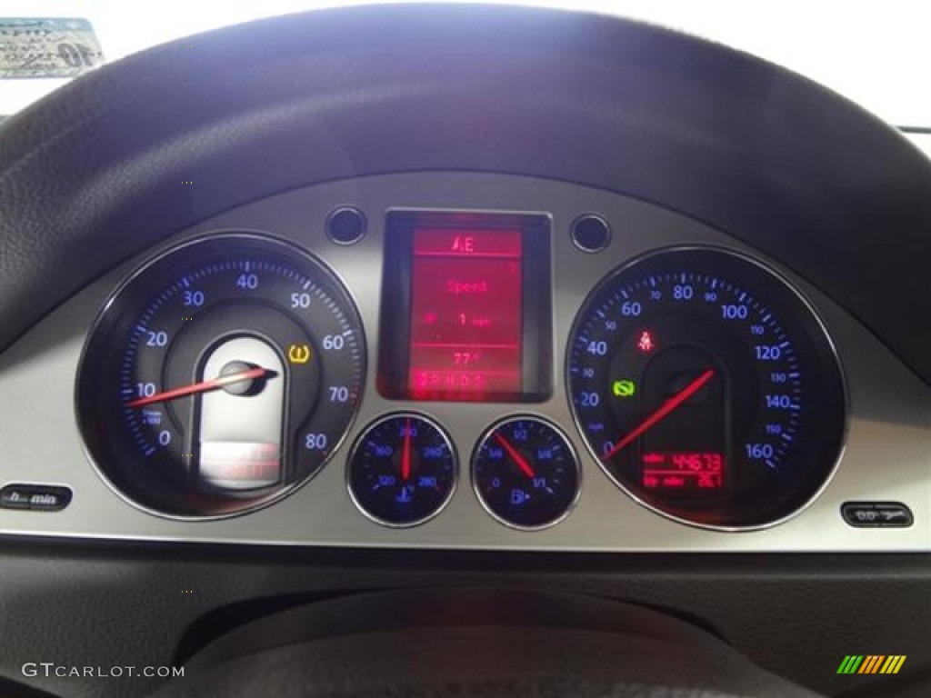 2008 Volkswagen Passat Komfort Wagon Gauges Photo #57647830