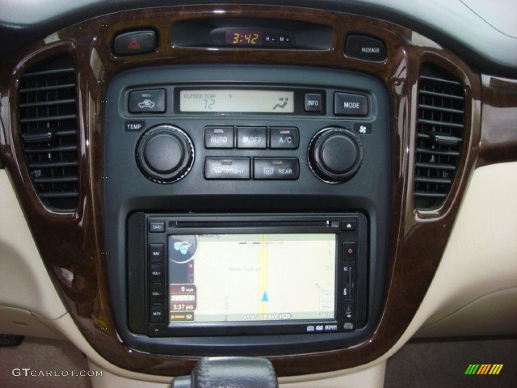 2003 Highlander Limited - Electric Green Mica / Ivory photo #22