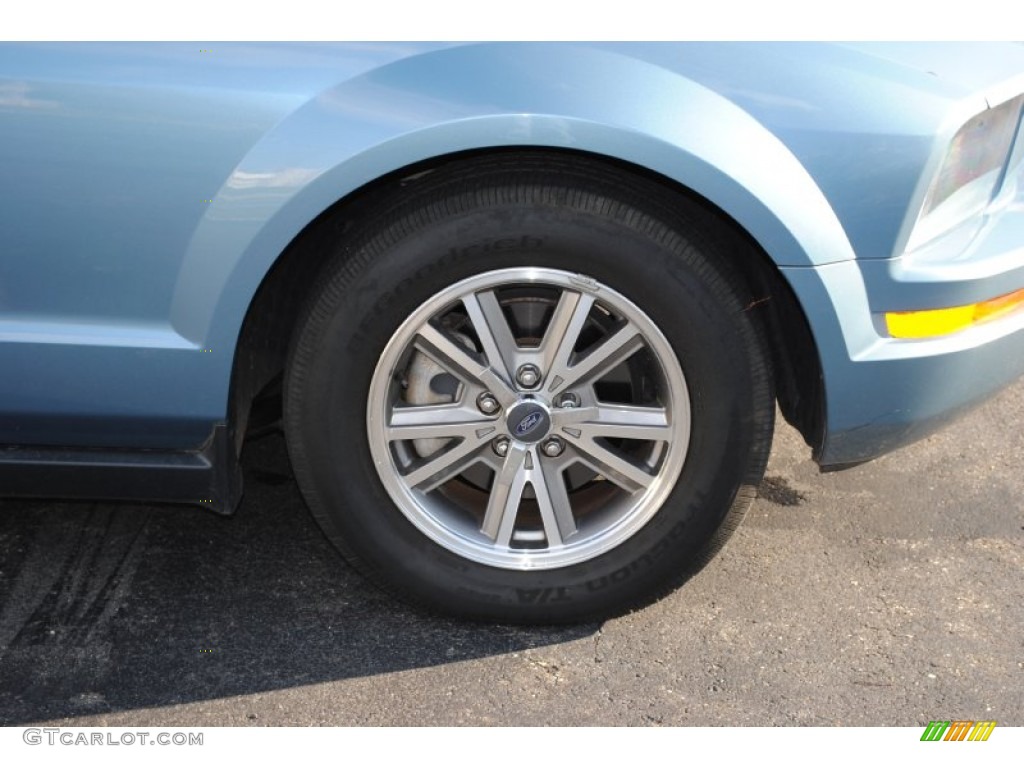 2005 Mustang V6 Premium Coupe - Windveil Blue Metallic / Dark Charcoal photo #8