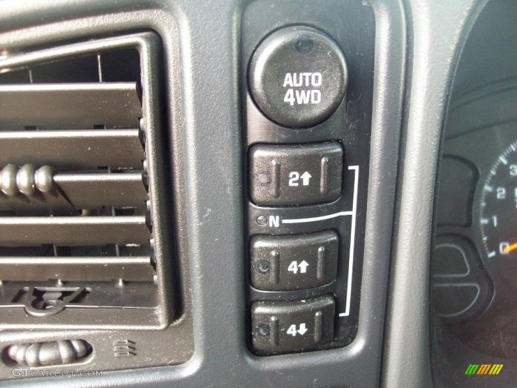 2005 Silverado 1500 Z71 Extended Cab 4x4 - Black / Dark Charcoal photo #23