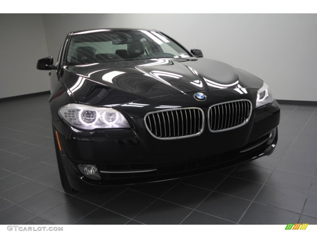 2012 5 Series 528i Sedan - Black Sapphire Metallic / Black photo #2