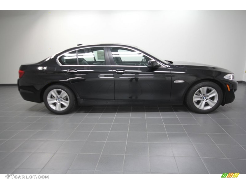 2012 5 Series 528i Sedan - Black Sapphire Metallic / Black photo #3