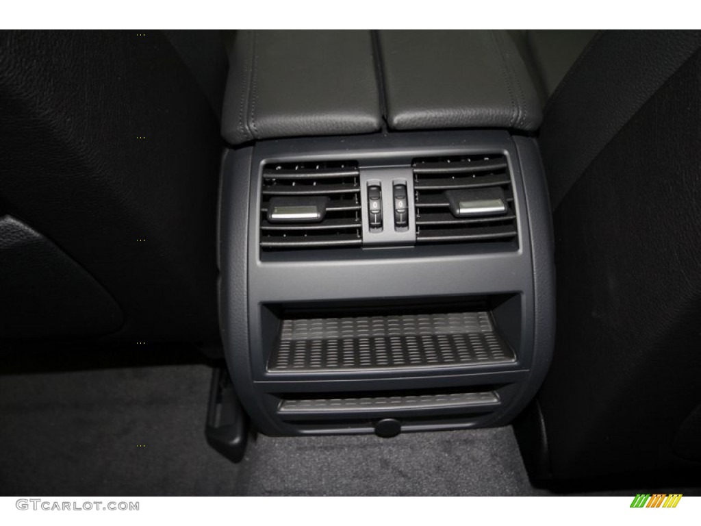 2012 5 Series 528i Sedan - Black Sapphire Metallic / Black photo #28