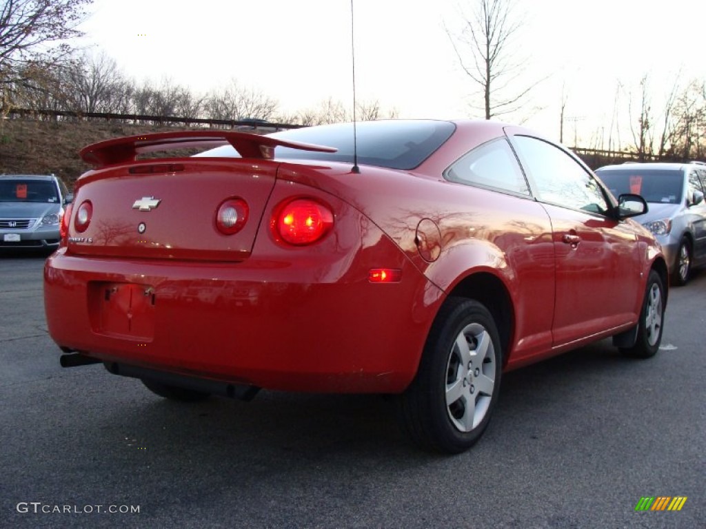 2007 Cobalt LT Coupe - Victory Red / Gray photo #9