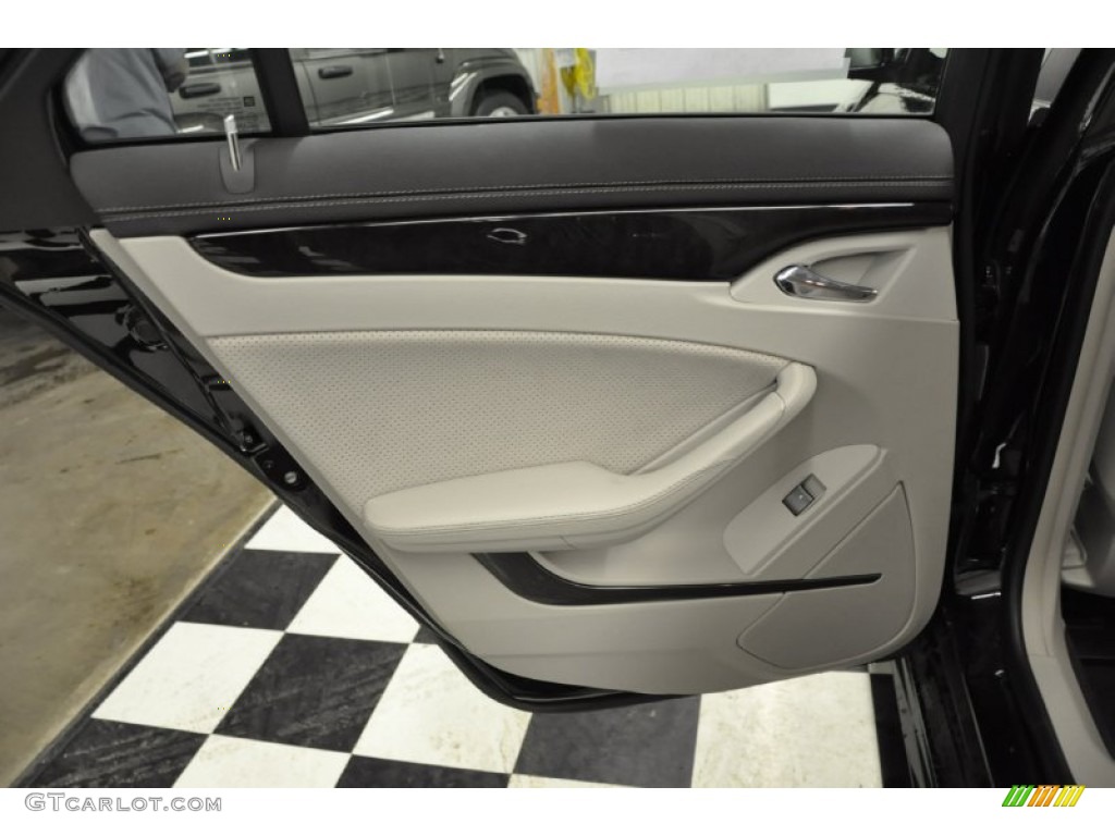 2011 Cadillac CTS -V Sport Wagon Light Titanium/Ebony Door Panel Photo #57660725