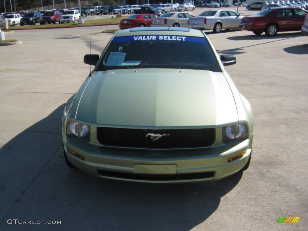 2005 Mustang V6 Deluxe Coupe - Legend Lime Metallic / Dark Charcoal photo #7