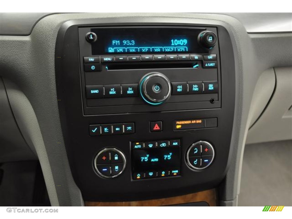 2008 Buick Enclave CX Audio System Photo #57663055